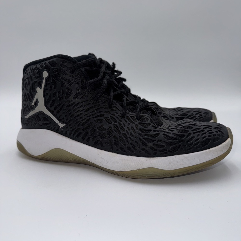 Nike Air Jordan Ultra Fly Black White OREO Size 10 Shoes Sneakers 834268-011